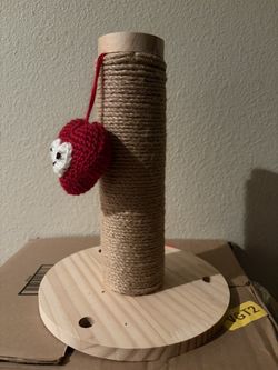 Small Kitten Scratch post 