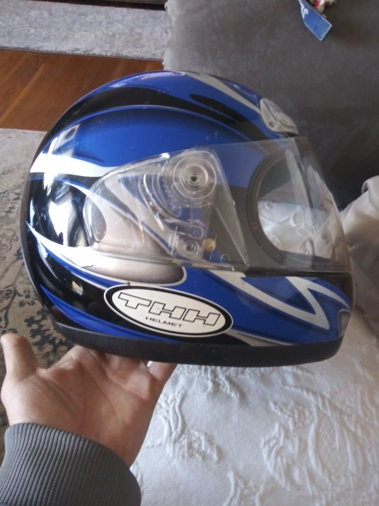 THH Motorcycle Helmet