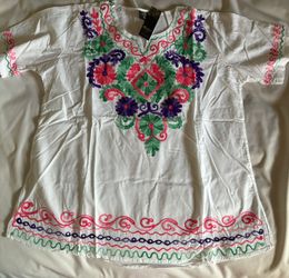 Blouse Classical Mexican Style Embroidered
