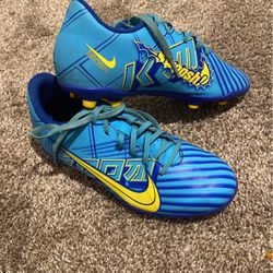 Mbappe Cleats Size 3.5y