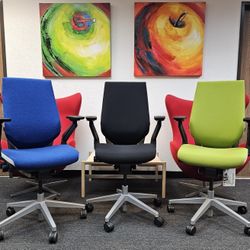 WE HAVE MANY STEELCASE GESTURE- LEAP V2- THINK - AMIA DIFFRIENT FABRIC AND LEATHER AVAILABLE 