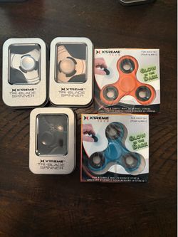 Premium 3-way extreme tri tip metal fidget spinners and 2 glow in the dark plastic spinners