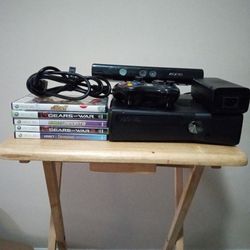 Xbox 360 Bundle With Five Games And Kinect