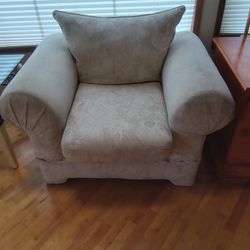 Oversized White Chair $30