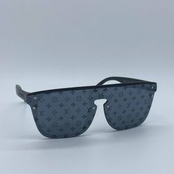 Louis Vuitton Waimea sunglasses 