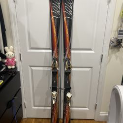 Volkl Attiva Fuego Women Ski’s - $100