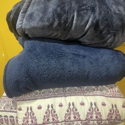 Queen Size Comforters