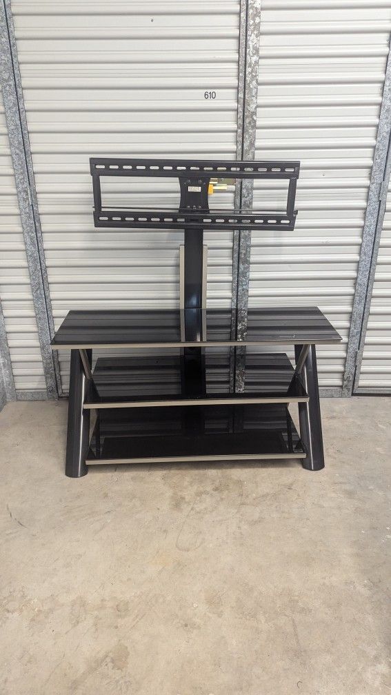 Entertainment Center With Adjustable TV Mount