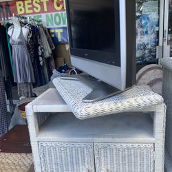 Real wicker TV stand