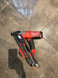 Milwaukee M18 Fuel Finish Nailer Angled