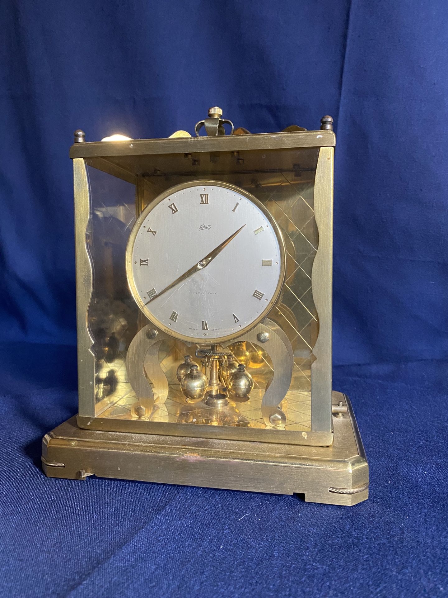 Old Stile Germany Clock 1000 Days