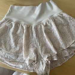 Aerie Offline Beige Lace Skort (small)