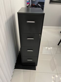 File cabinet 4 drawer