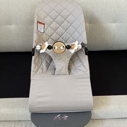 BabyBjörn Bouncer & Toy