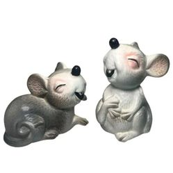 Vintage Novelty Salt And Pepper Shakers Ceramic Happy Smiling Mice Japan
