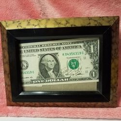 Photo Frame Black and gold