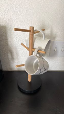 Wood coffee cup holder