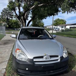 2010 Hyundai Accent