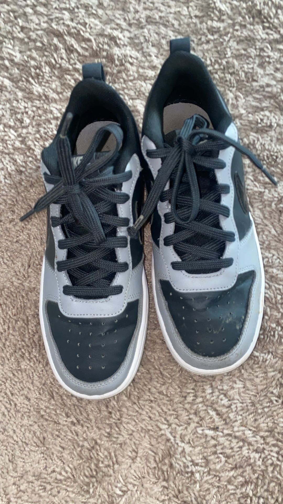 6Y black and grey nikes