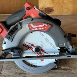 Milwaukee M18 2732-20, 7 1/4 Circular Saw 