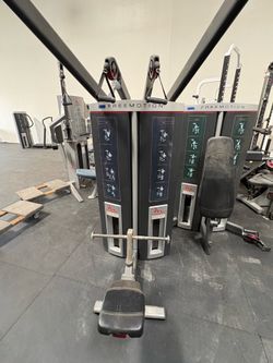 Free motion lat pulldown