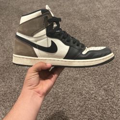 Jordan Mocha 1’s