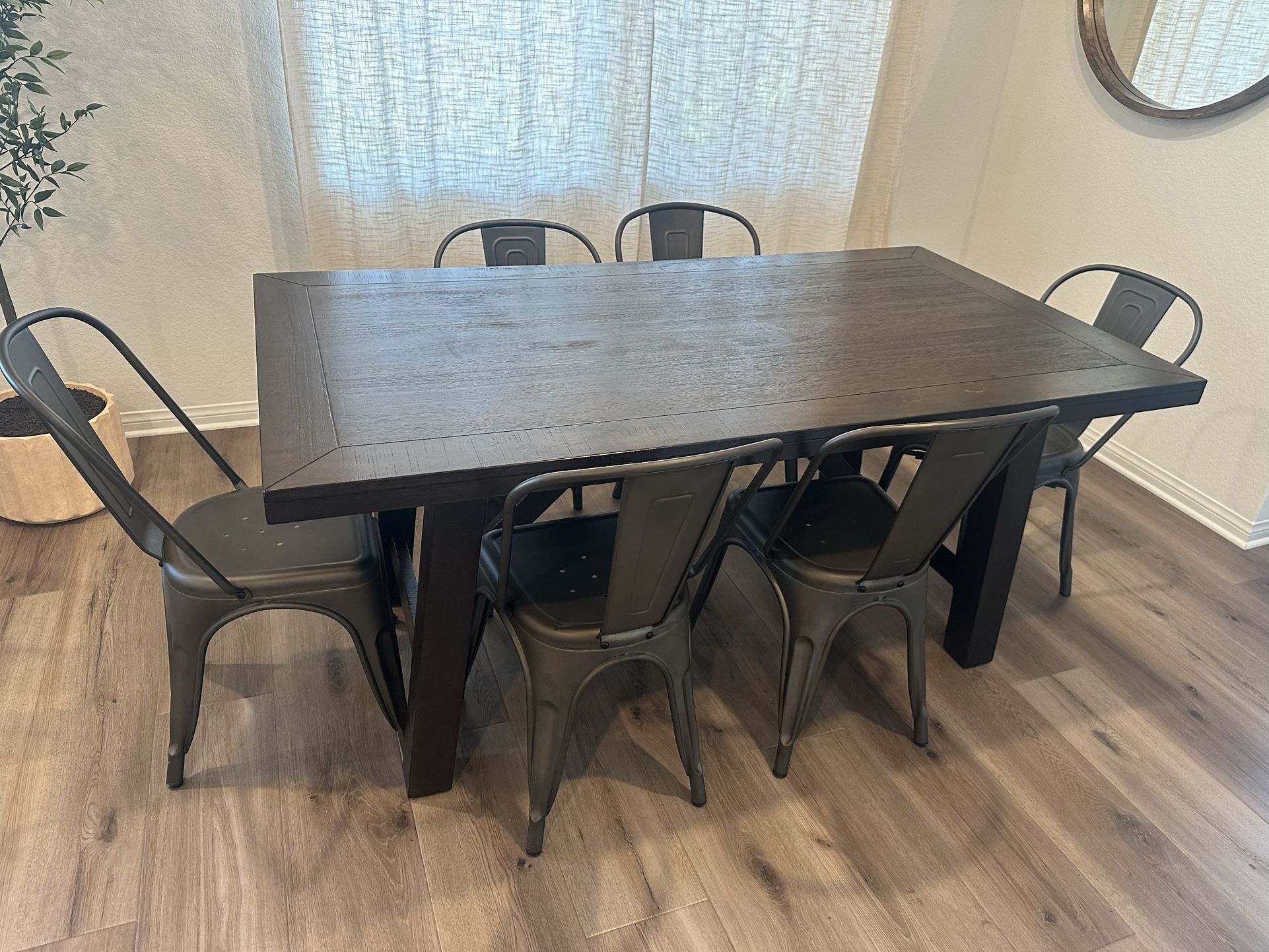 Dining Set
