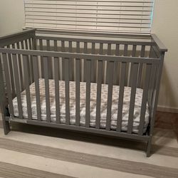 Baby crib