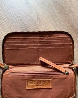 Free People wallet