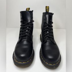 Dr. Martens Women's Size 5 Doc Marten Jadon Shiny Leather Platform Boots Chunky