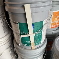 Pro classic Trim Paint! Sherwin Williams!