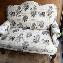 Chippendale Loveseat 