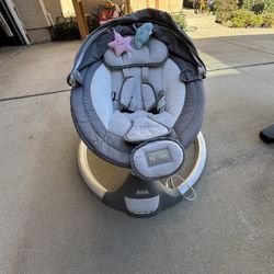 NOVA LUUL Baby Swing