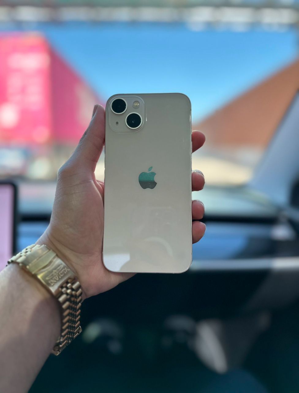 iPhone Thirteen
