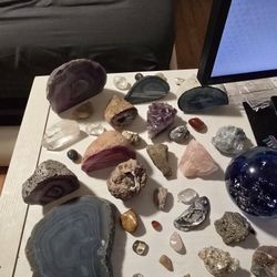 Obsidian And Different Vocano Rocks