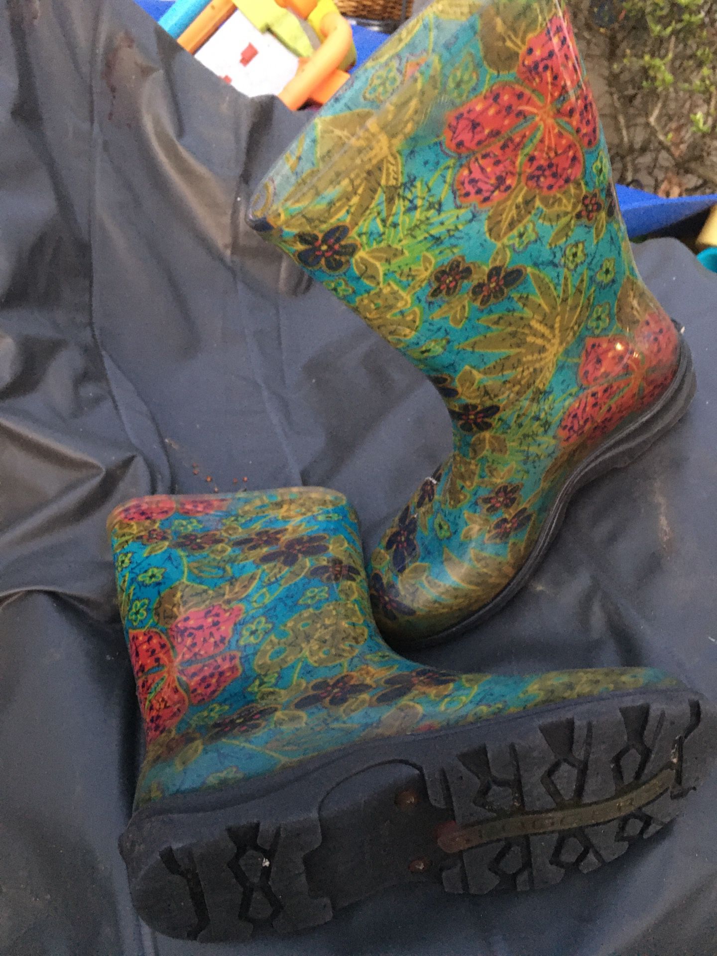 Light New Rain Boots Size 8 1/2 Only $10 Firm