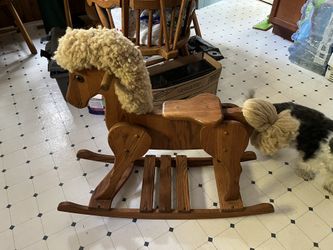 2 Vintage Horses In Good Condition
