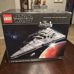 LEGO 75252 Star Wars Ultimate Collector Series Imperial Star Destroyer - New