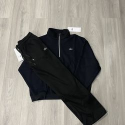 Black Alo Set, Size Large Brand New in Bag!