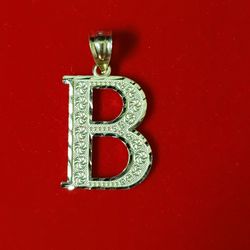 10kt Gold Letter B Pendant 