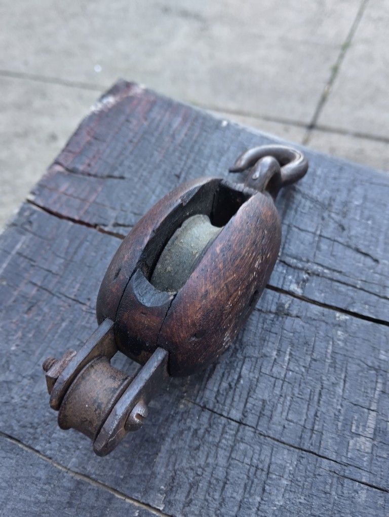 Block N Tackle 