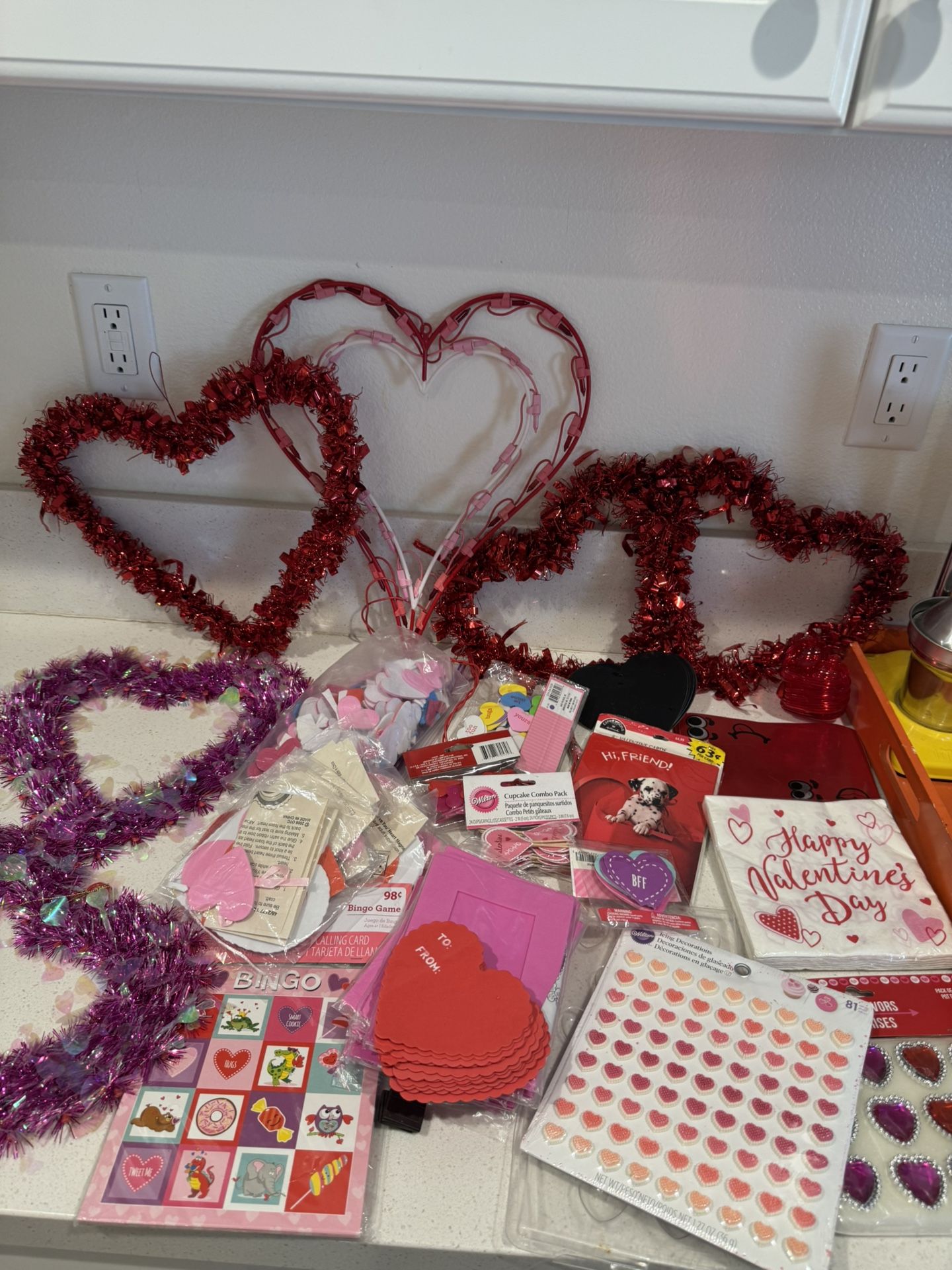 St. Valentine’s Day Decor And Activities Hearts Holiday OBO