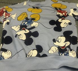 Like New Size 3T Mickey Pullover