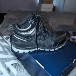 Men's shoes