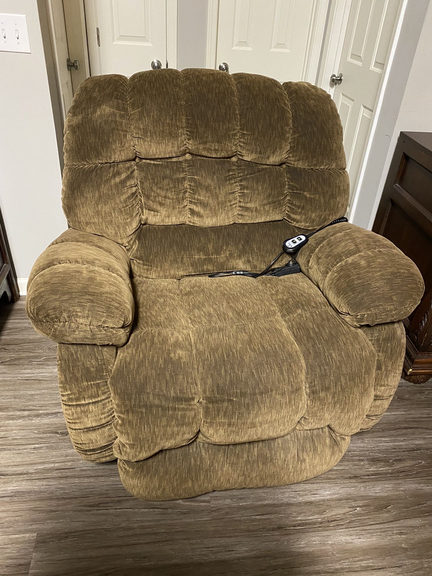 Large Mans Recliner 