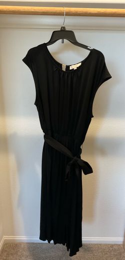 Black dress Loft pleaded with belt XL