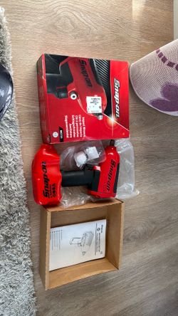 Snap-on impact wrench
