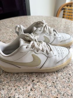 Nike Court Borough Low 2 GS Size 5Y