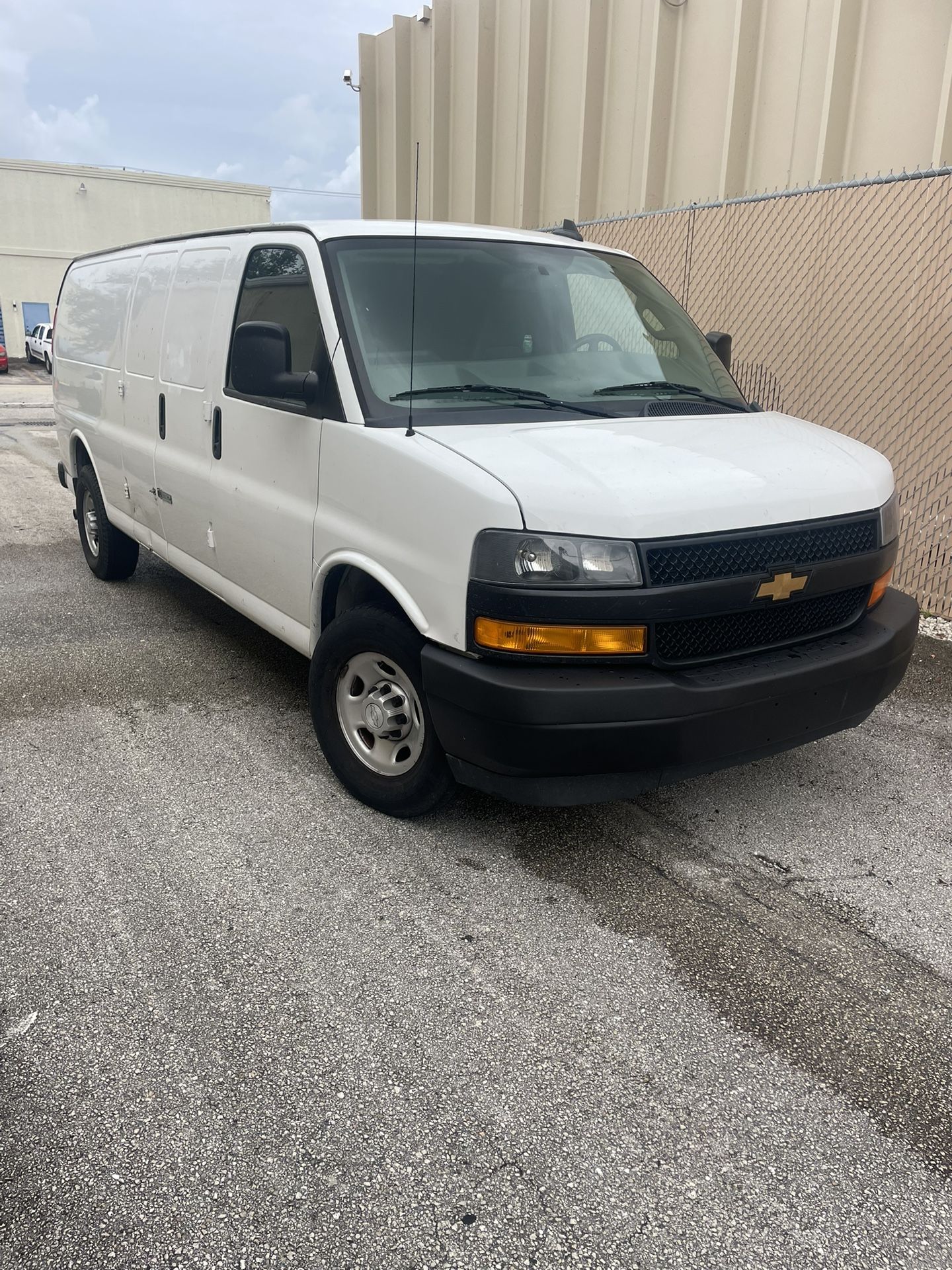 2019 Chevrolet Express 2500