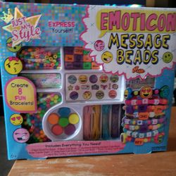 NEW MAKE YOUR OWN EMOTICON BRACELETS